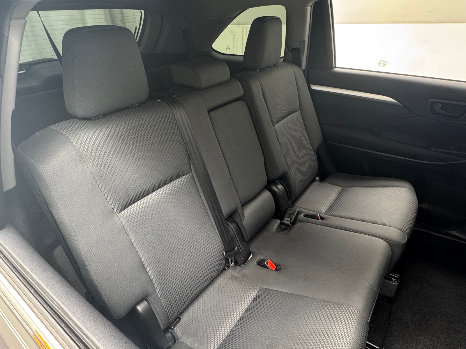 Thumbnail: 2019 Toyota Highlander - 6