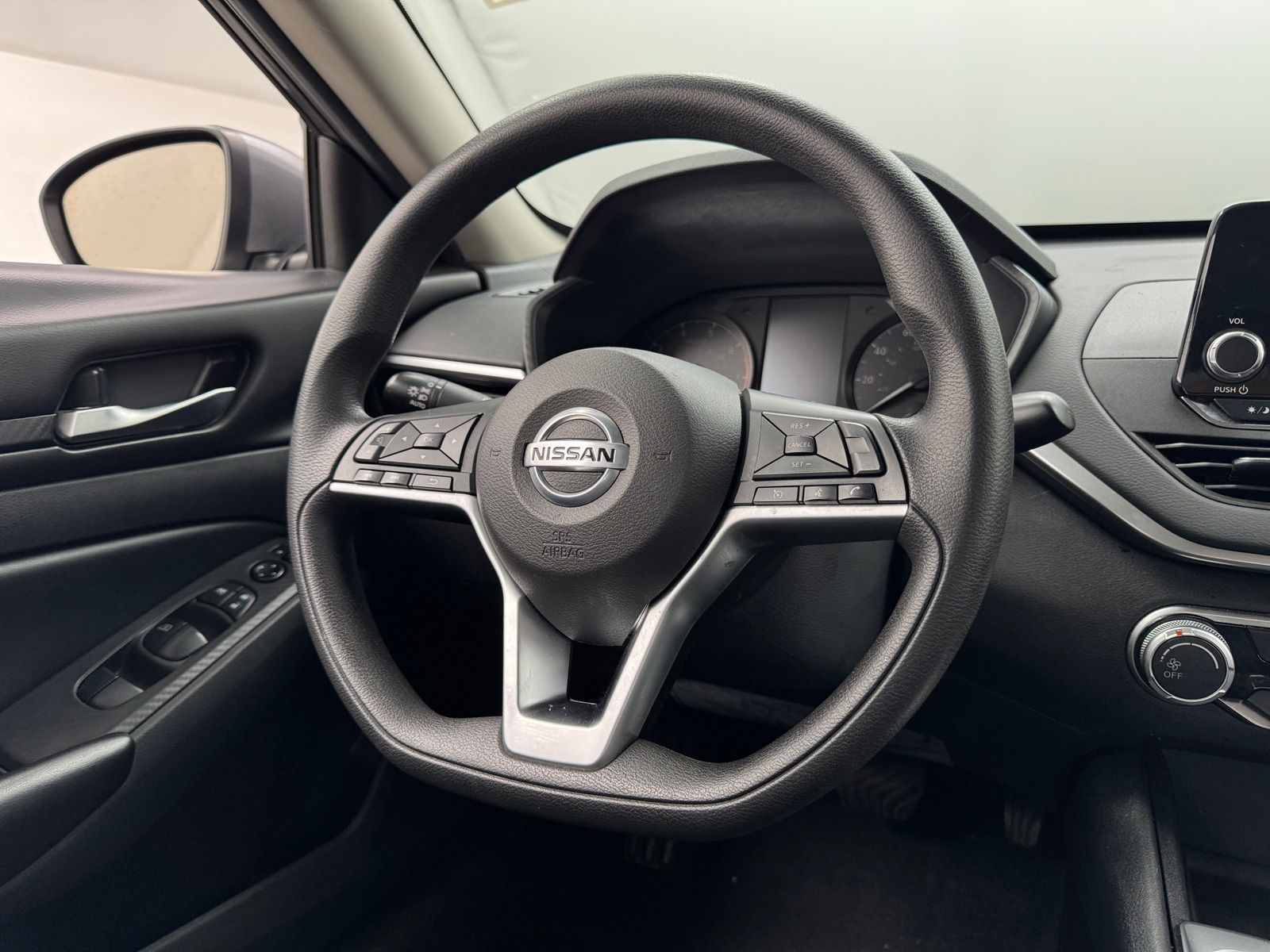 Thumbnail: 2021 Nissan Altima - 5