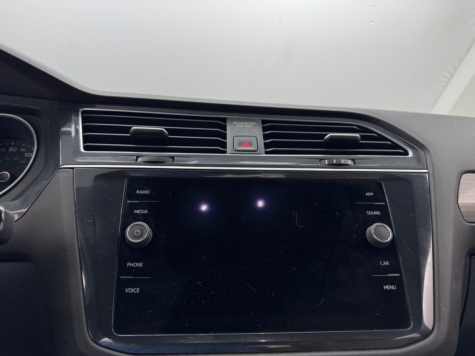Thumbnail: 2021 Volkswagen Tiguan - 3