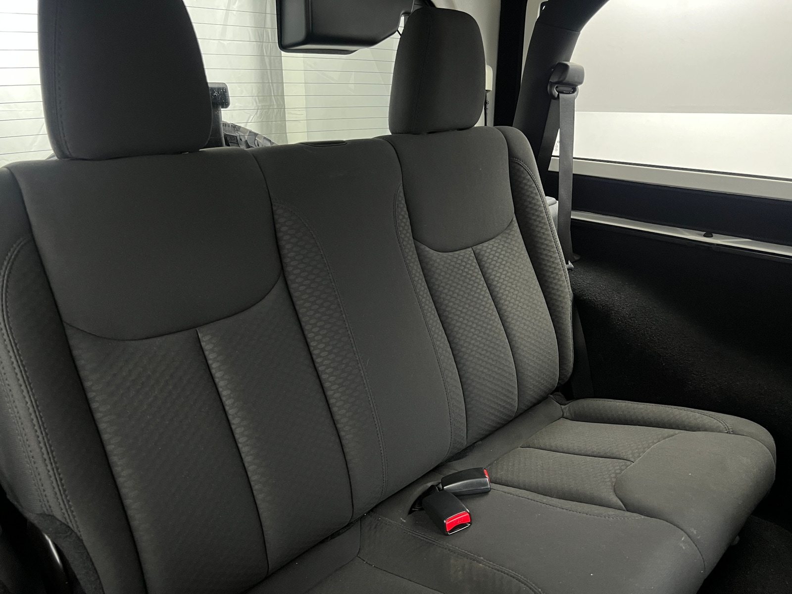 Thumbnail: 2016 Jeep Wrangler - 6