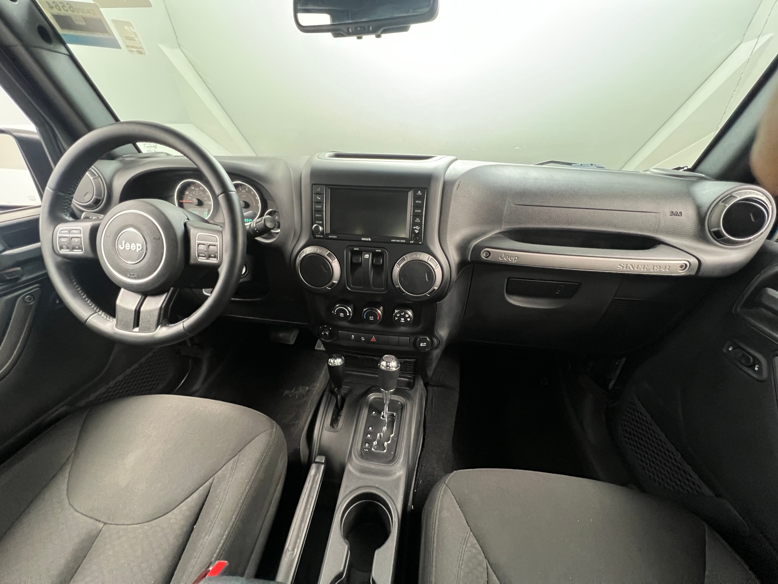 Thumbnail: 2016 Jeep Wrangler - 3