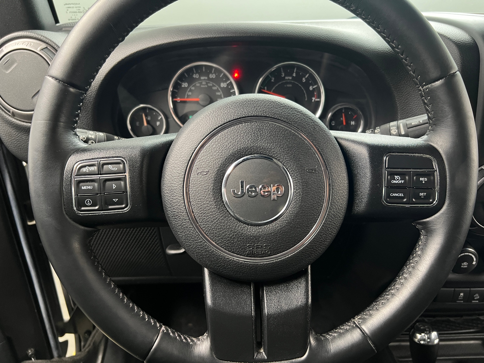 Thumbnail: 2016 Jeep Wrangler - 5