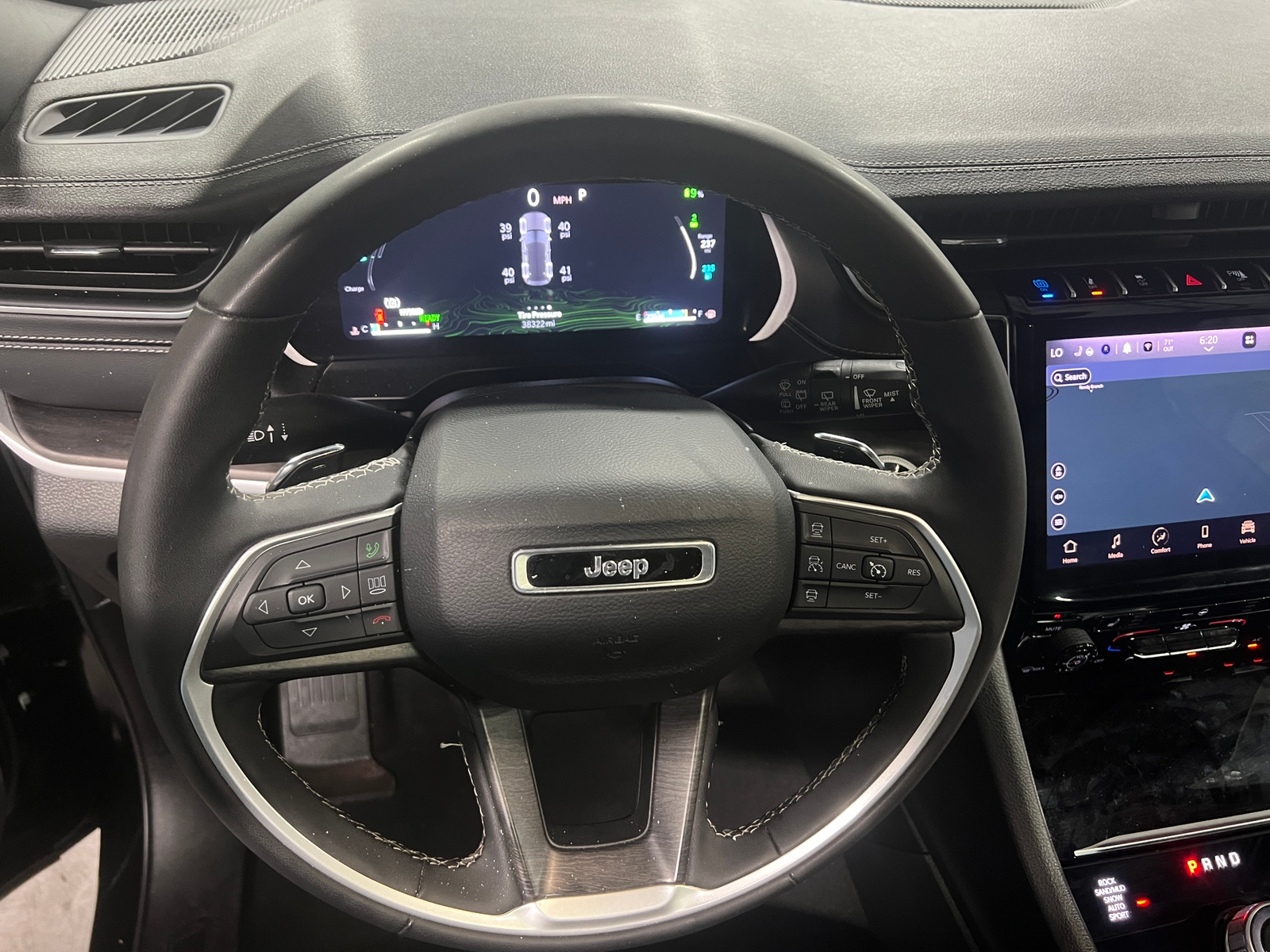 Thumbnail: 2024 Jeep Grand Cherokee - 4