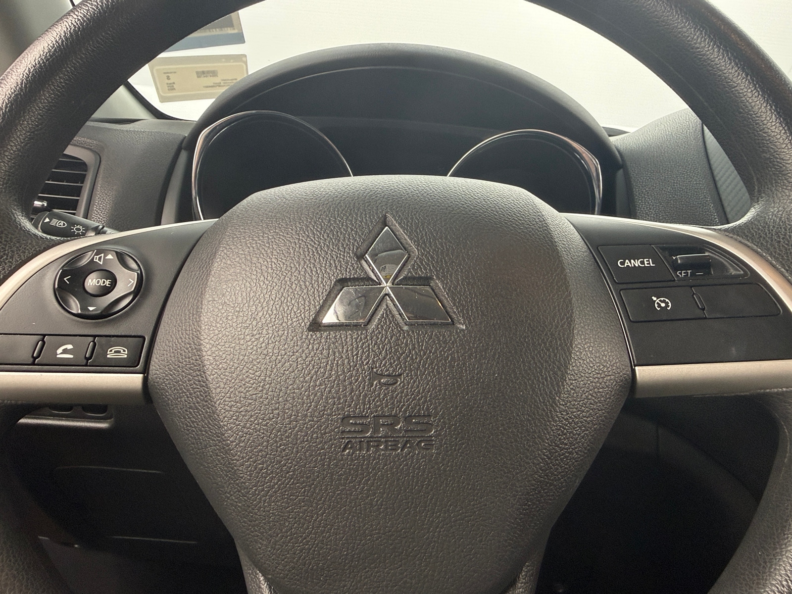 Thumbnail: 2023 Mitsubishi Outlander Sport - 5