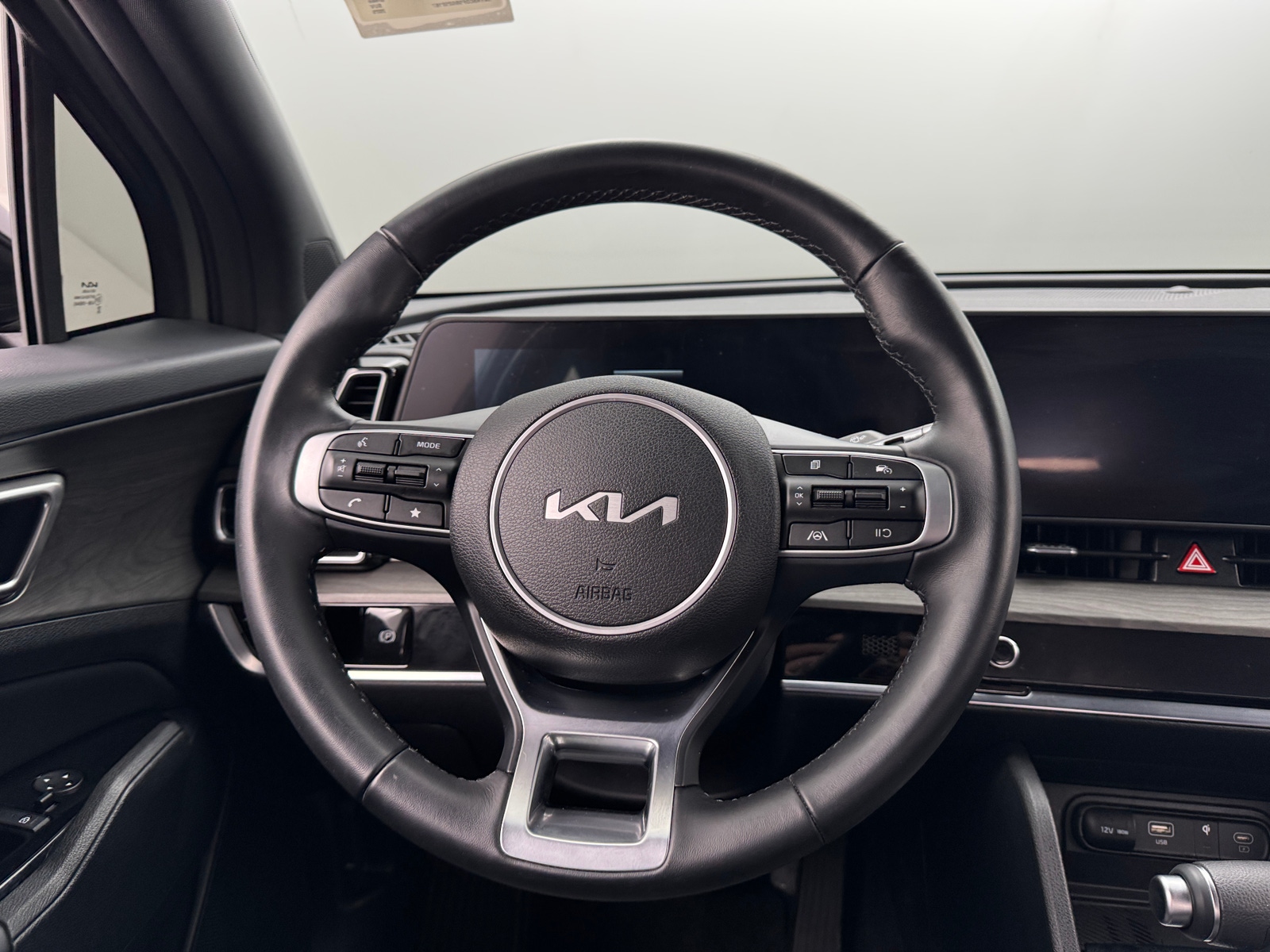 Thumbnail: 2025 Kia Sportage - 4