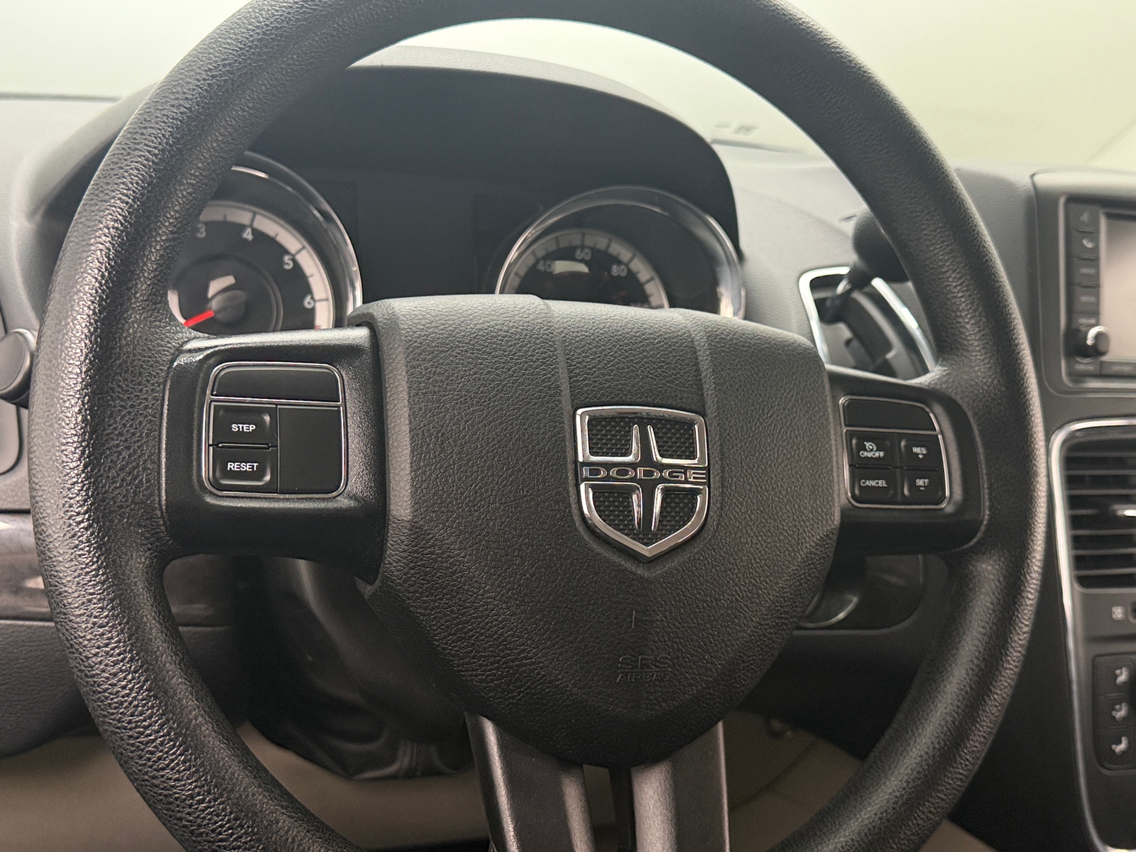Thumbnail: 2018 Dodge Grand Caravan - 5