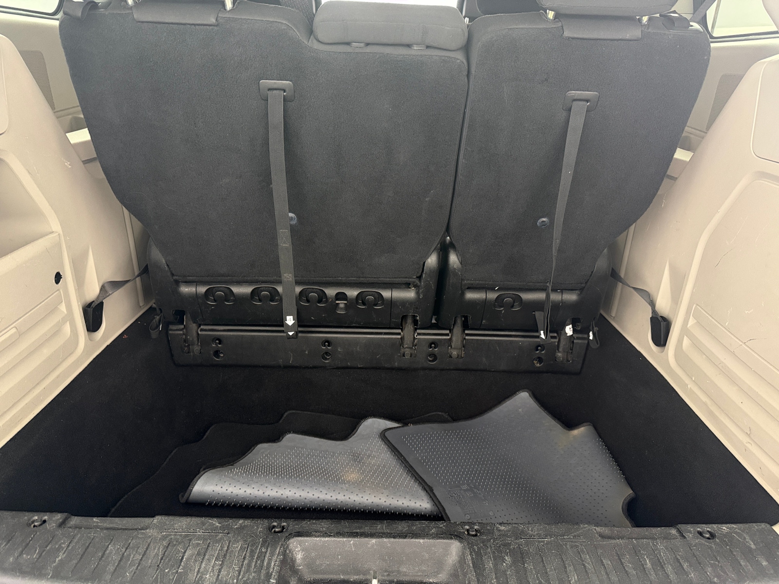 Thumbnail: 2018 Dodge Grand Caravan - 7