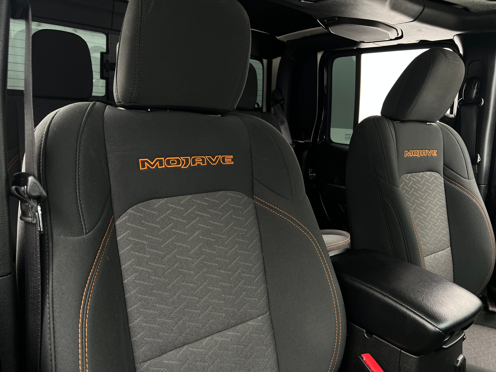 Thumbnail: 2023 Jeep Gladiator - 2