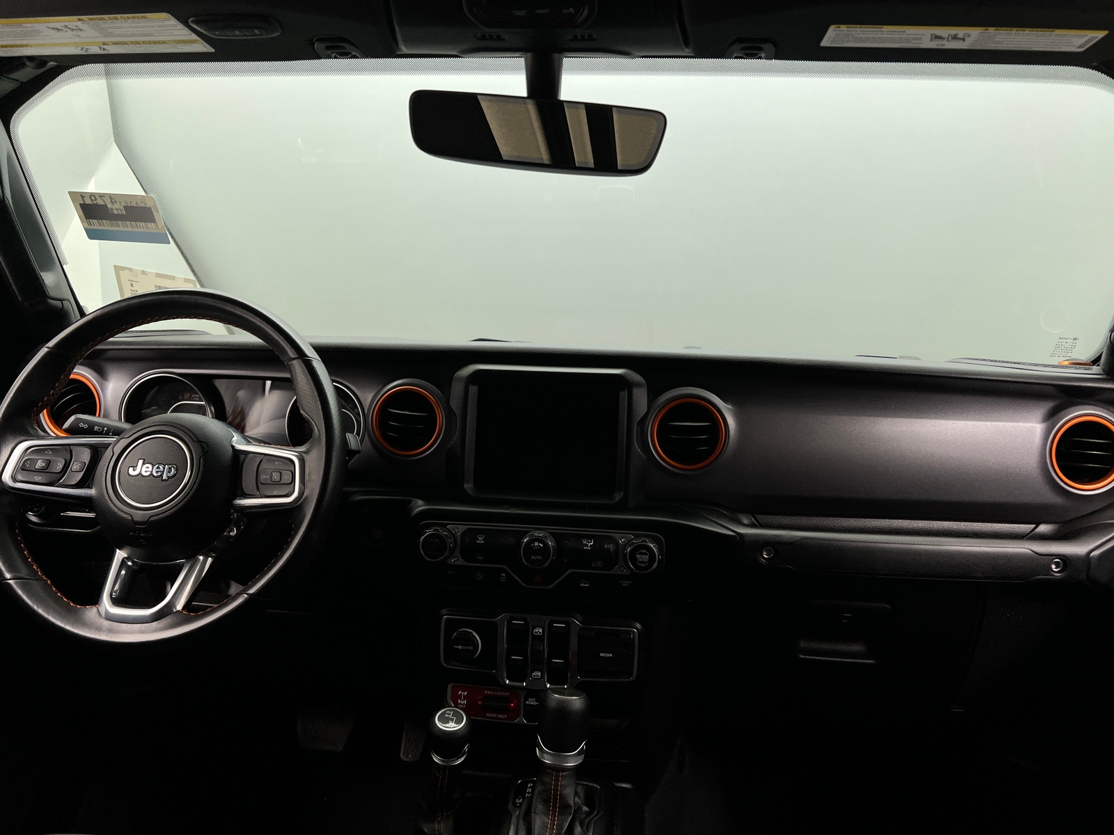 Thumbnail: 2023 Jeep Gladiator - 3