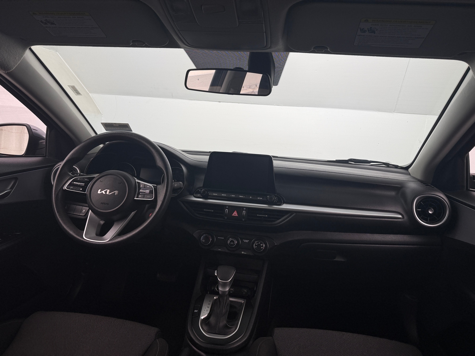 Thumbnail: 2024 Kia Forte - 3