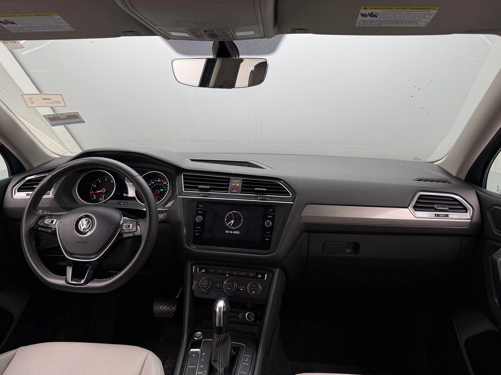 Thumbnail: 2021 Volkswagen Tiguan - 2