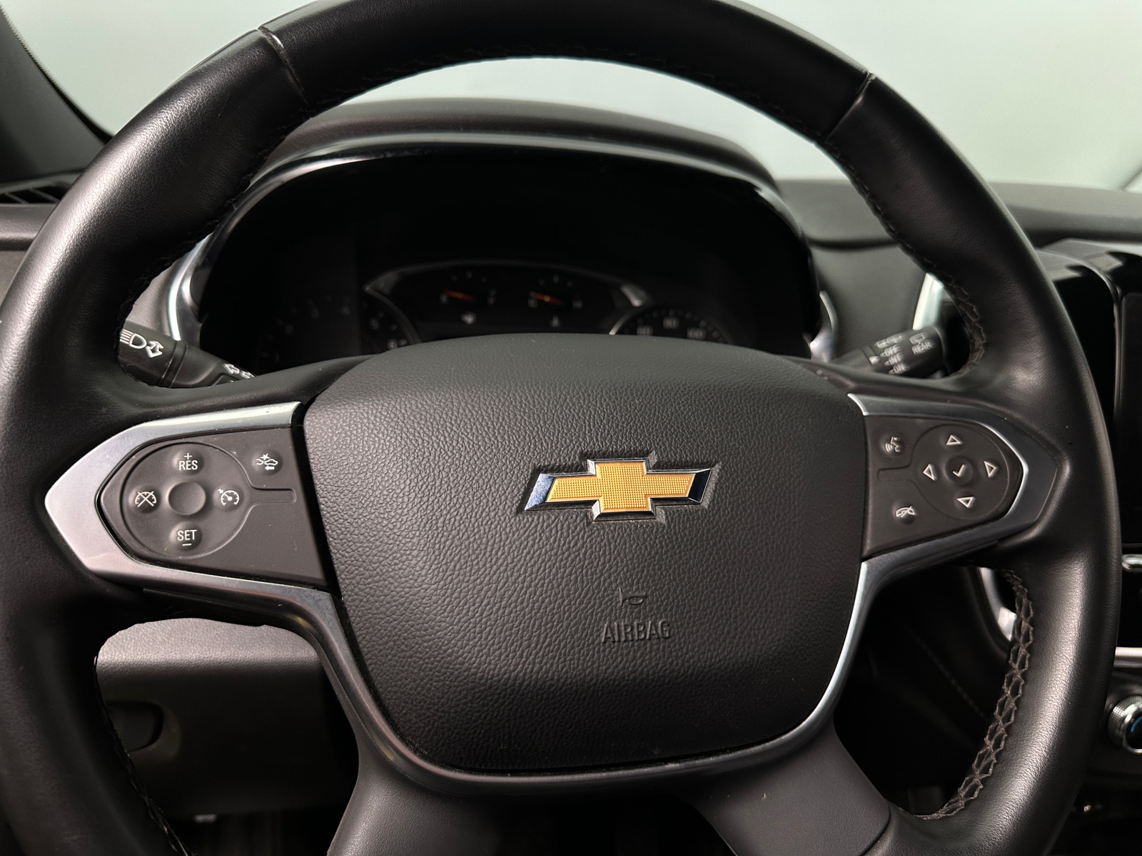 Thumbnail: 2023 Chevrolet Traverse - 5