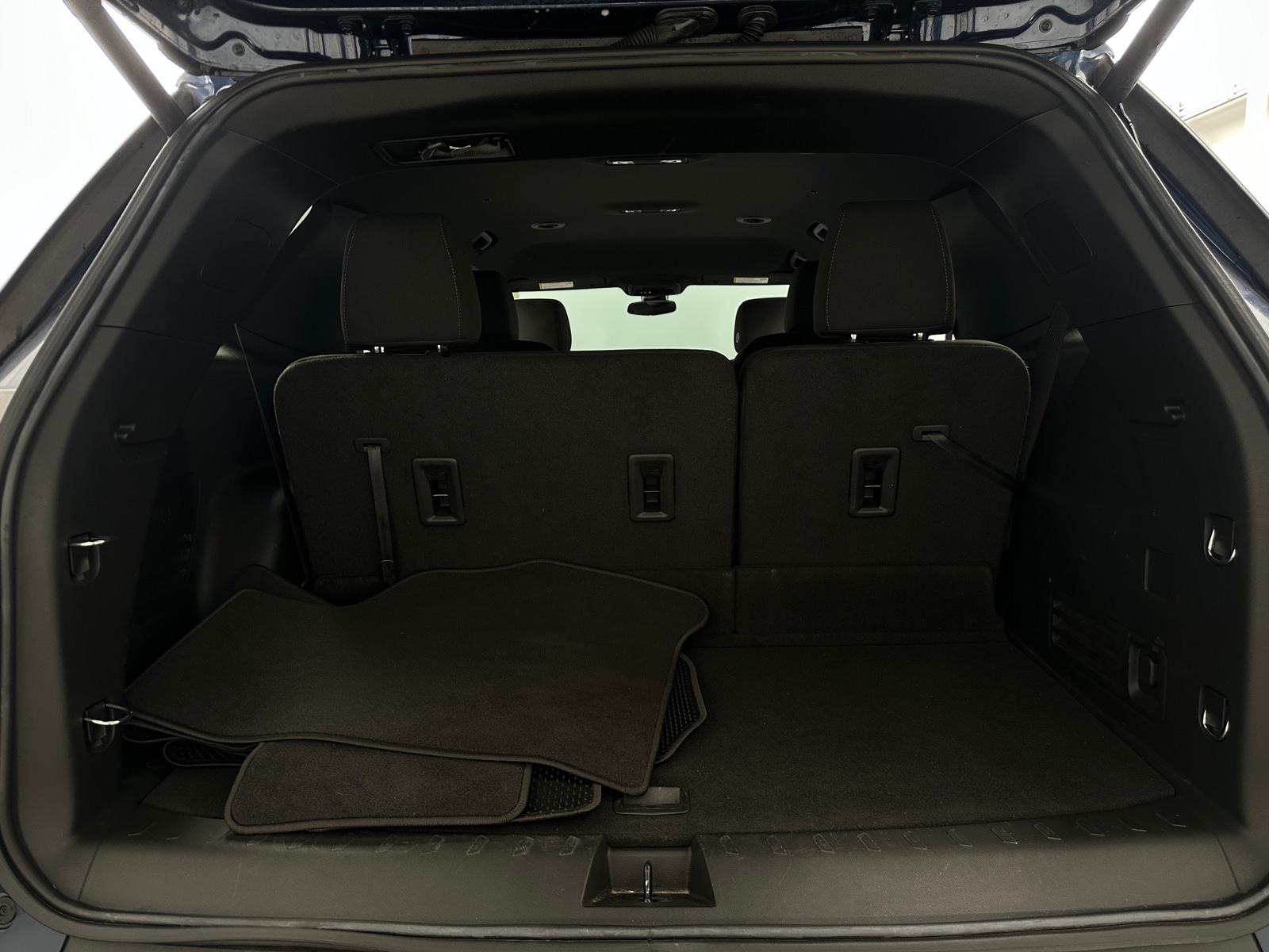 Thumbnail: 2023 Chevrolet Traverse - 7