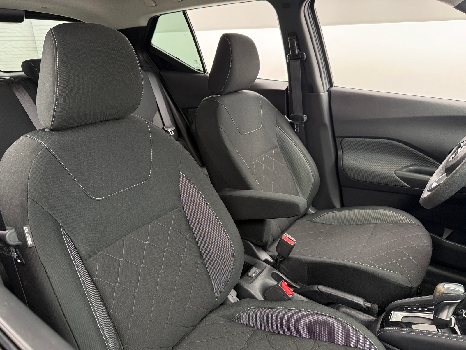 Thumbnail: 2019 Nissan Kicks - 2