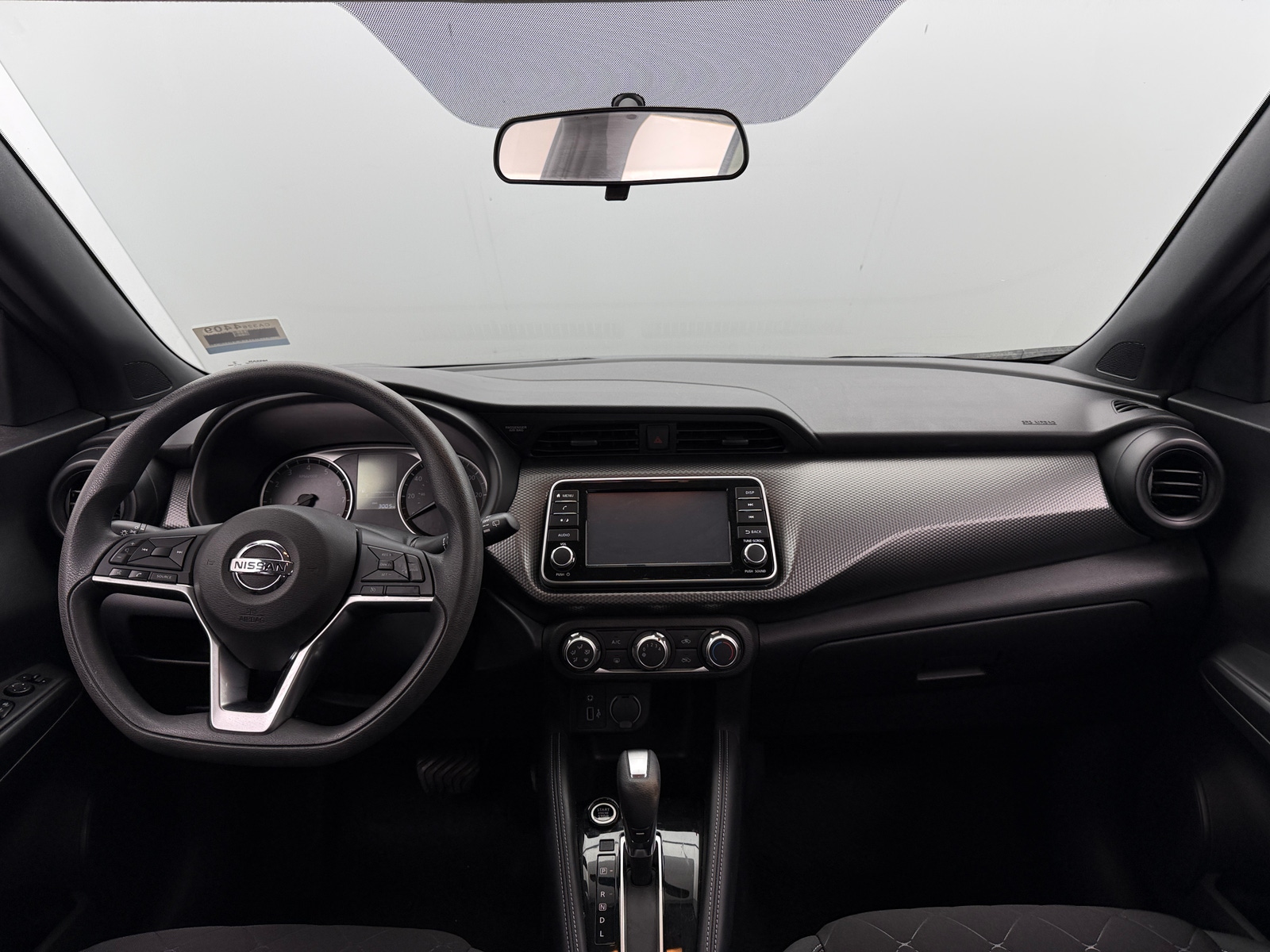 Thumbnail: 2019 Nissan Kicks - 3