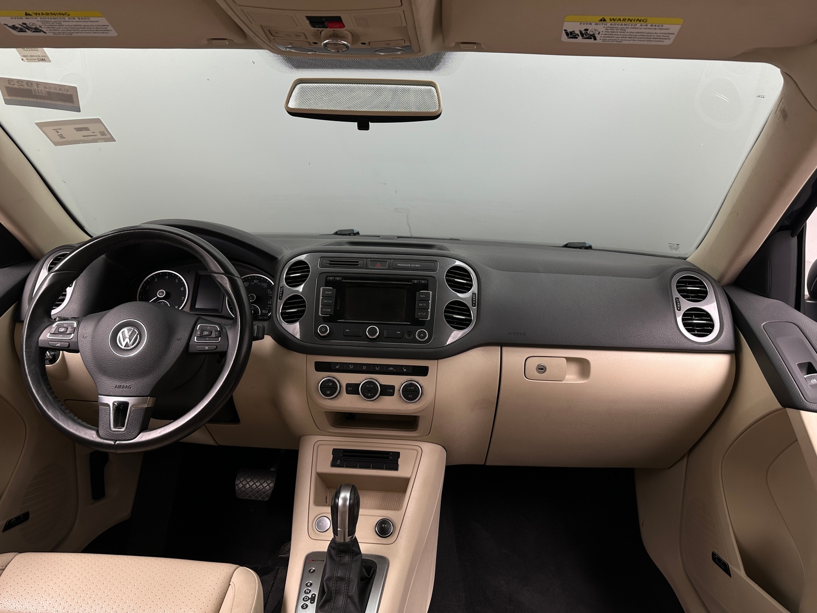 Thumbnail: 2015 Volkswagen Tiguan - 3