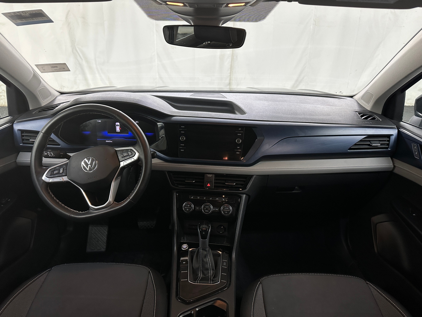 Thumbnail: 2024 Volkswagen Taos - 2