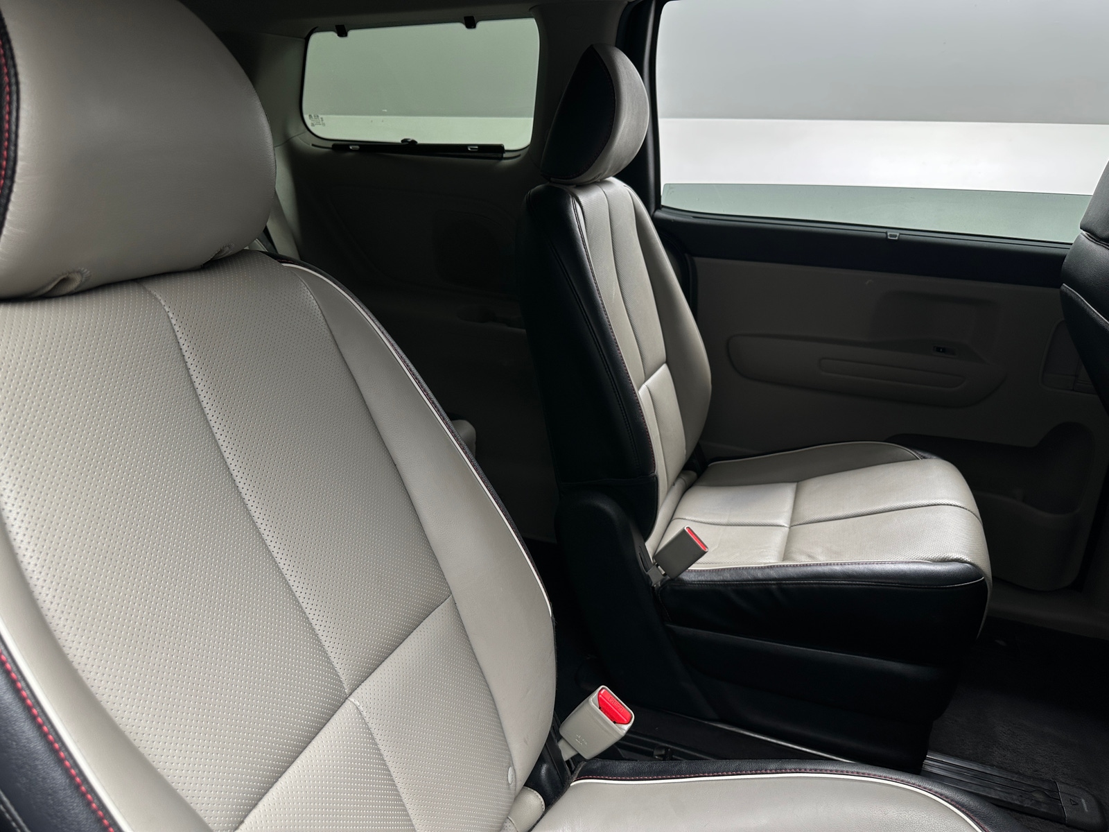 Thumbnail: 2021 Kia Sedona - 5