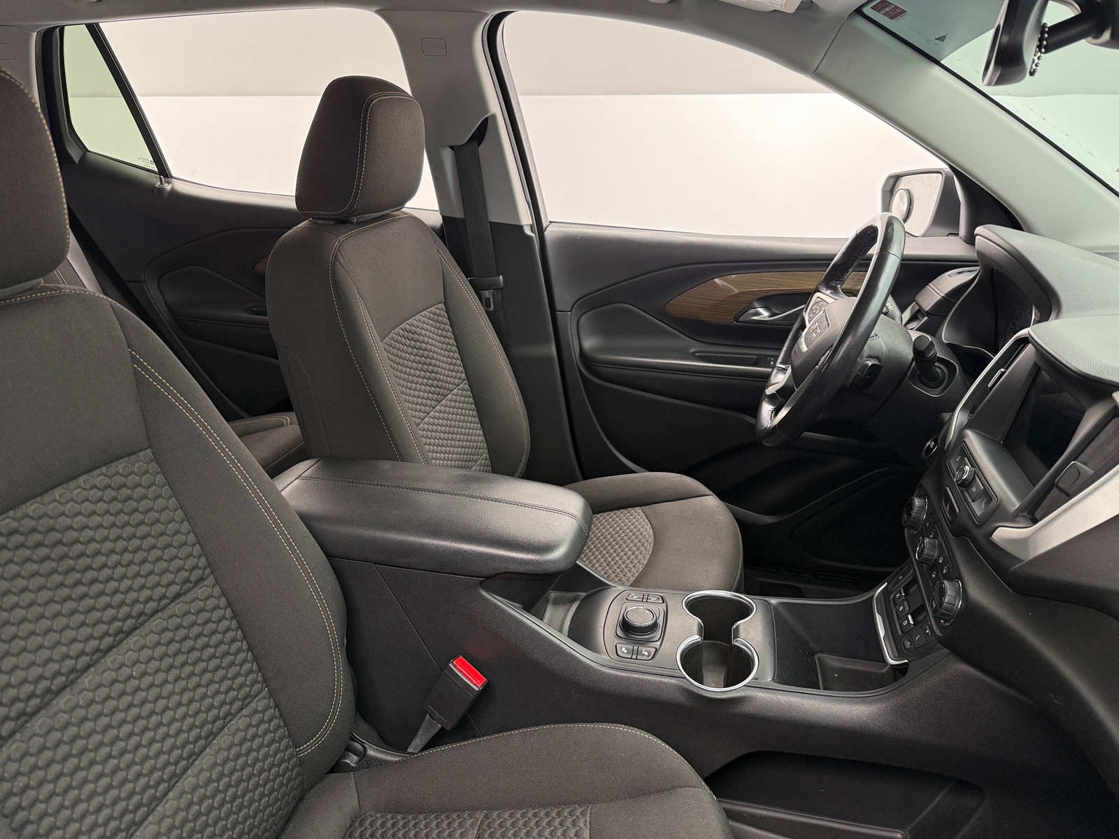 Thumbnail: 2020 GMC Terrain - 2