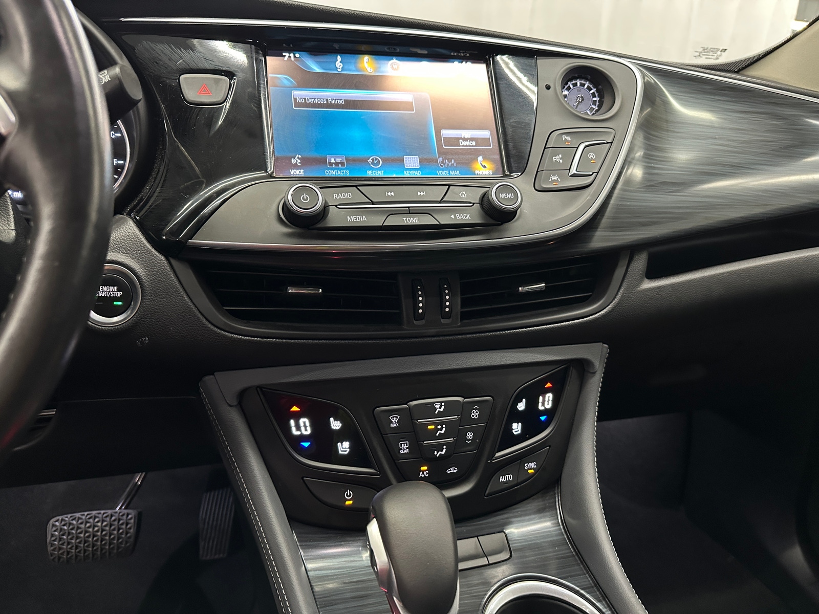 Thumbnail: 2019 Buick Envision - 3