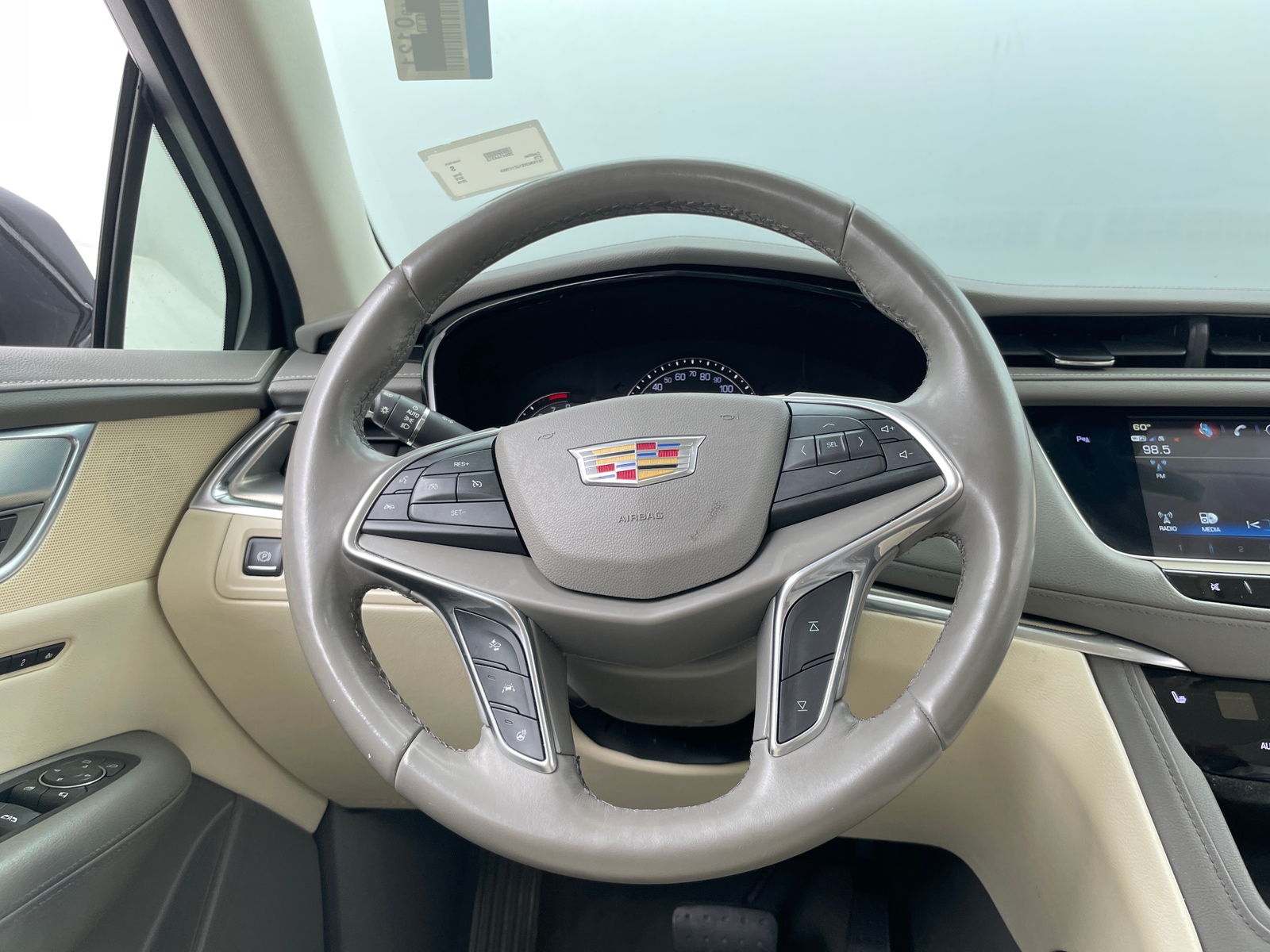 Thumbnail: 2018 Cadillac XT5 - 4