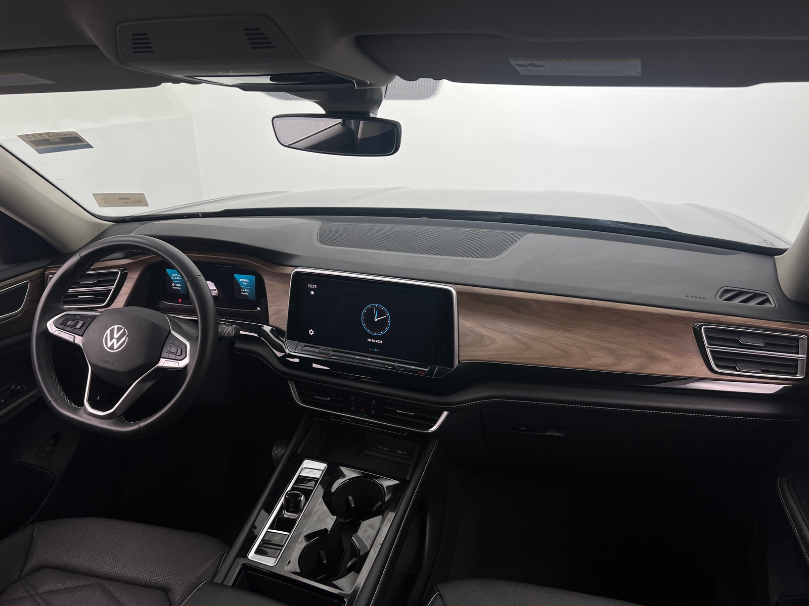 Thumbnail: 2024 Volkswagen Atlas - 2