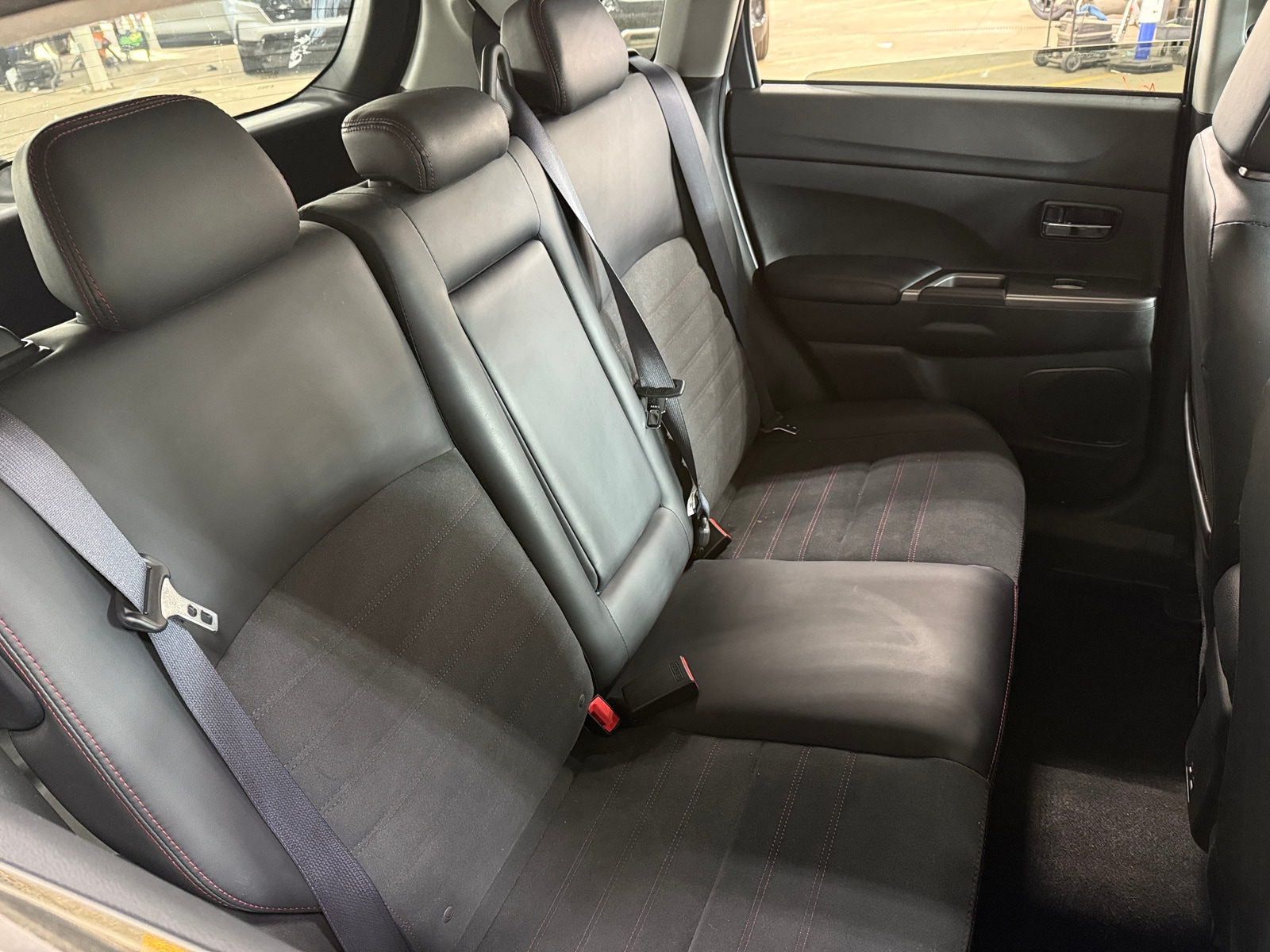 Thumbnail: 2024 Mitsubishi Outlander Sport - 5