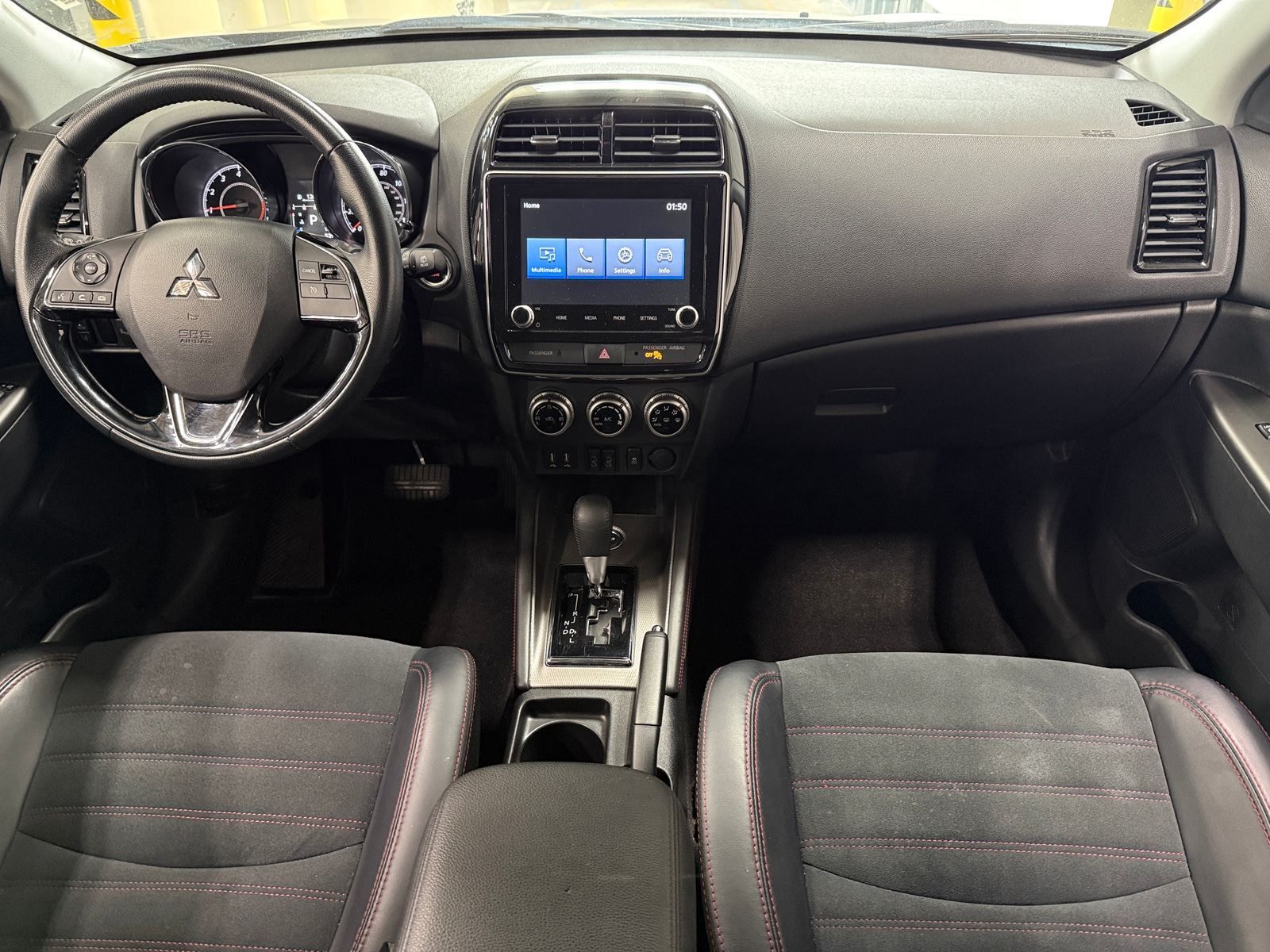 Thumbnail: 2024 Mitsubishi Outlander Sport - 2