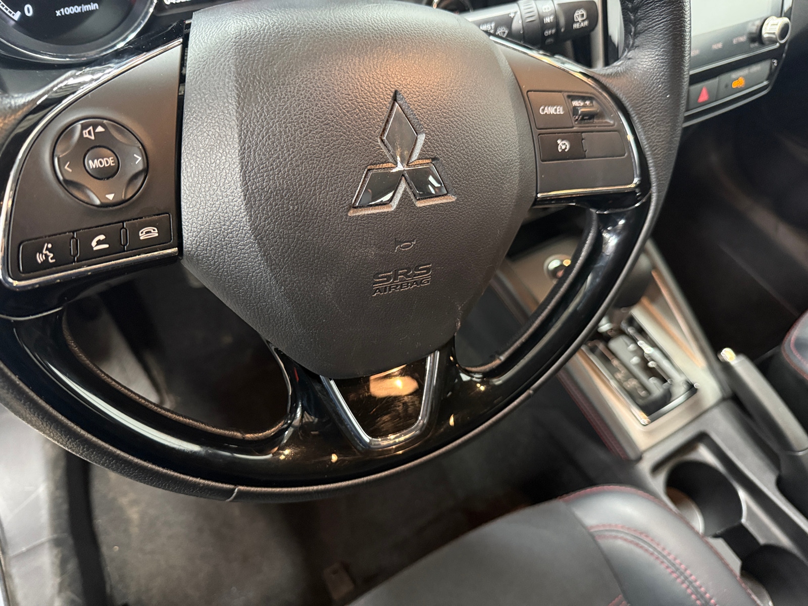 Thumbnail: 2024 Mitsubishi Outlander Sport - 4