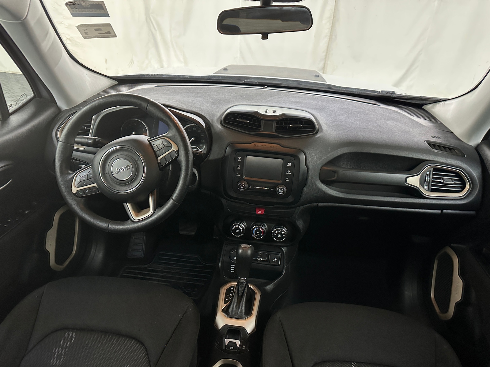 Thumbnail: 2016 Jeep Renegade - 3