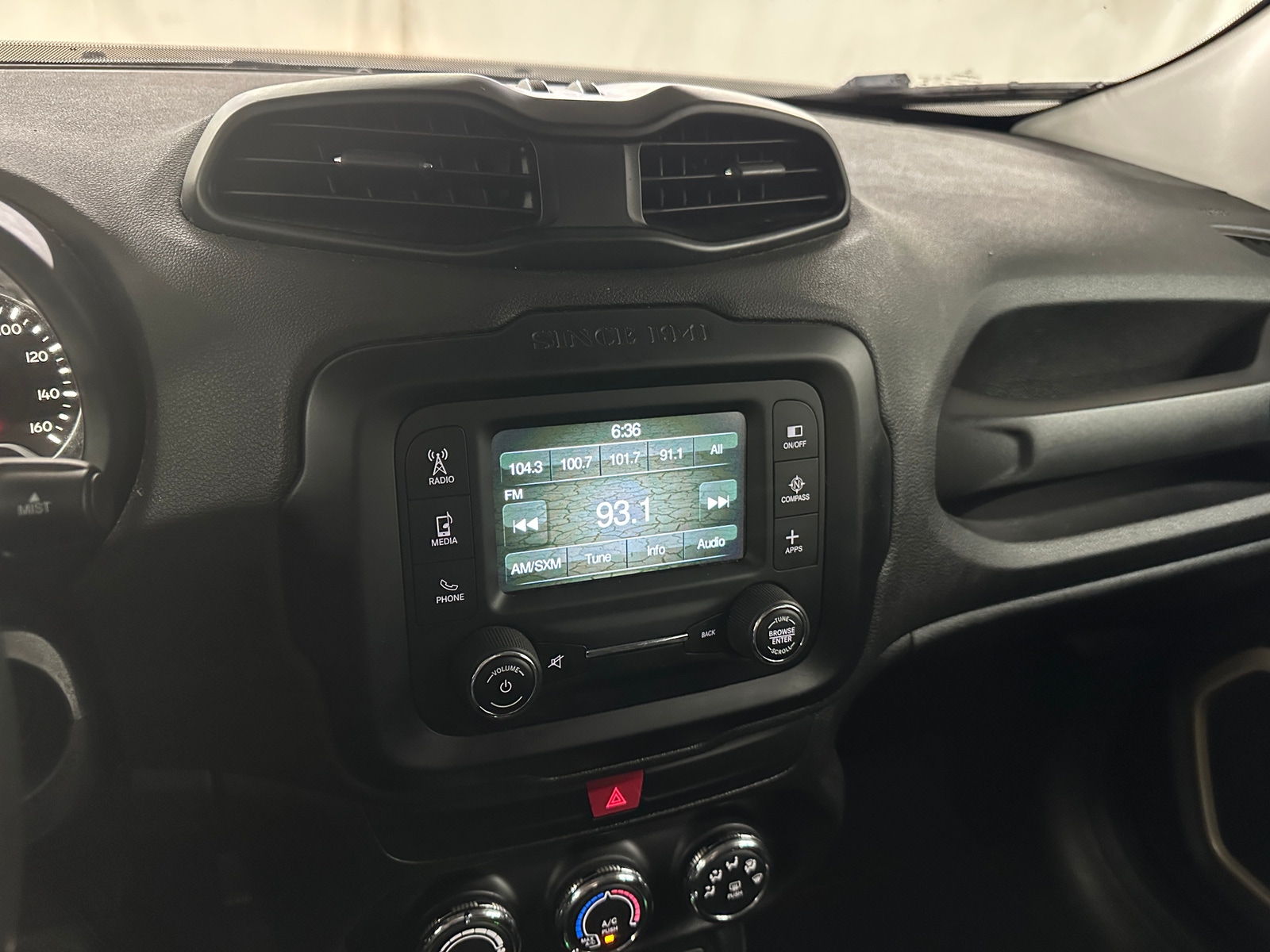 Thumbnail: 2016 Jeep Renegade - 4