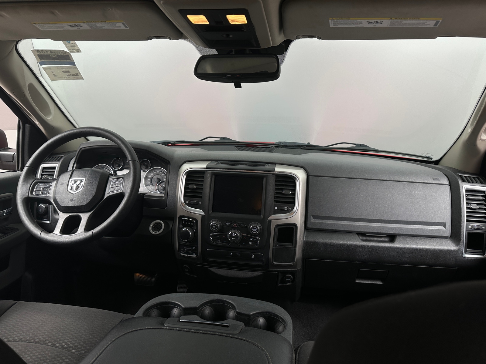 Thumbnail: 2020 RAM 1500 Classic - 3