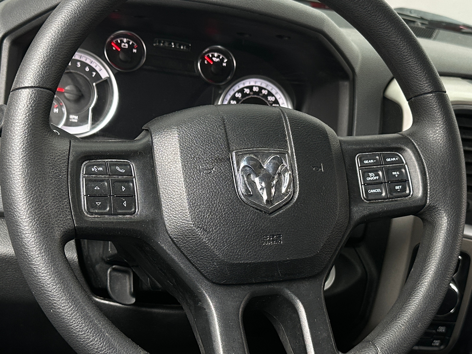 Thumbnail: 2020 RAM 1500 Classic - 5