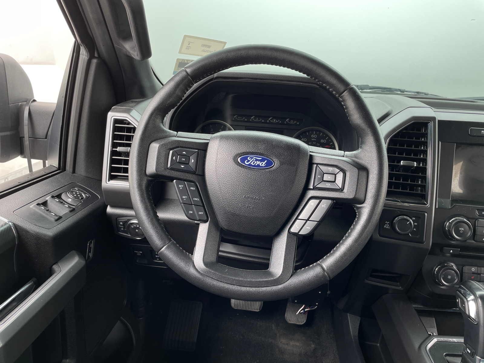 Thumbnail: 2018 Ford Econoline - 5