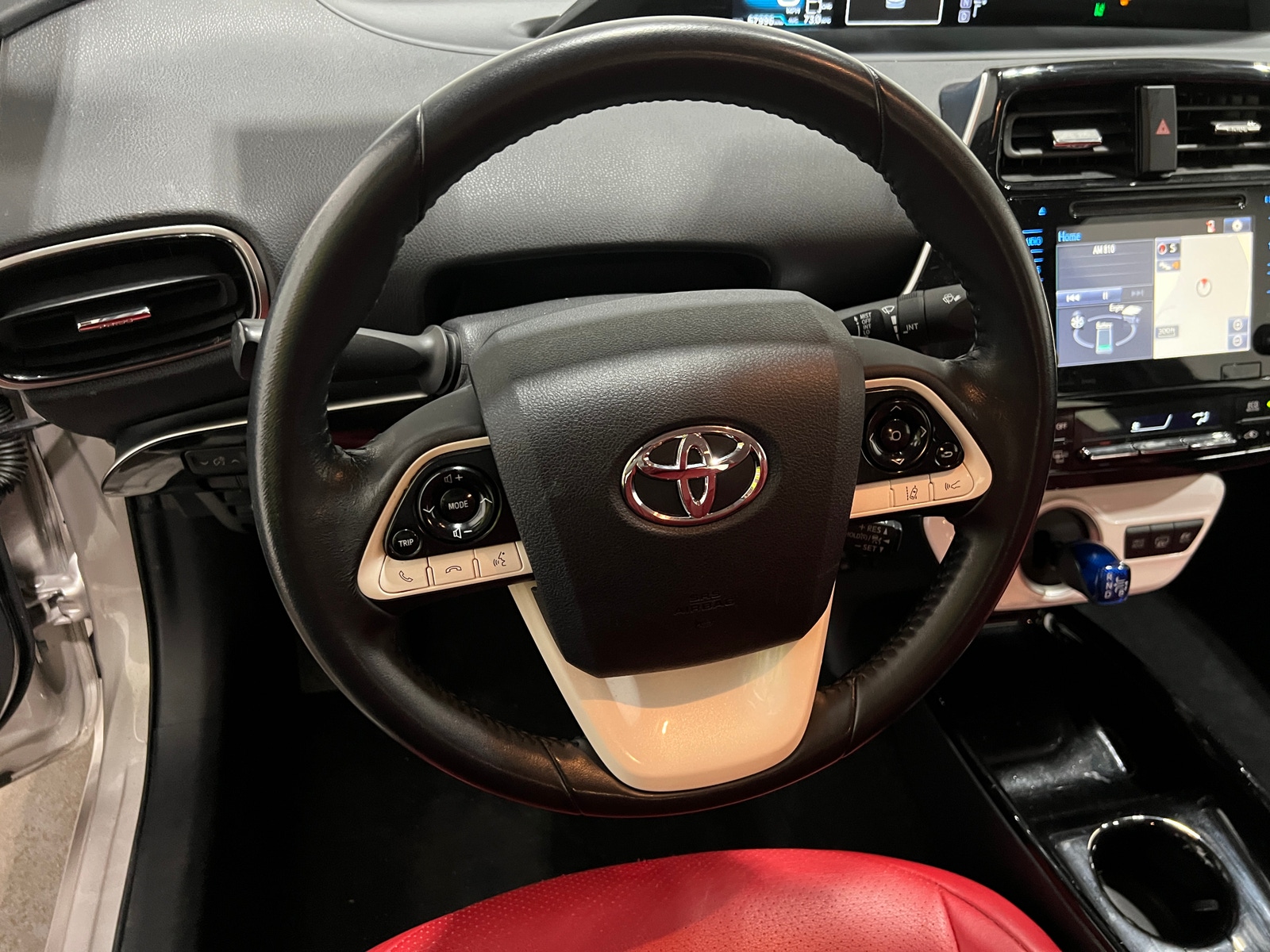 Thumbnail: 2017 Toyota Prius Prime - 4