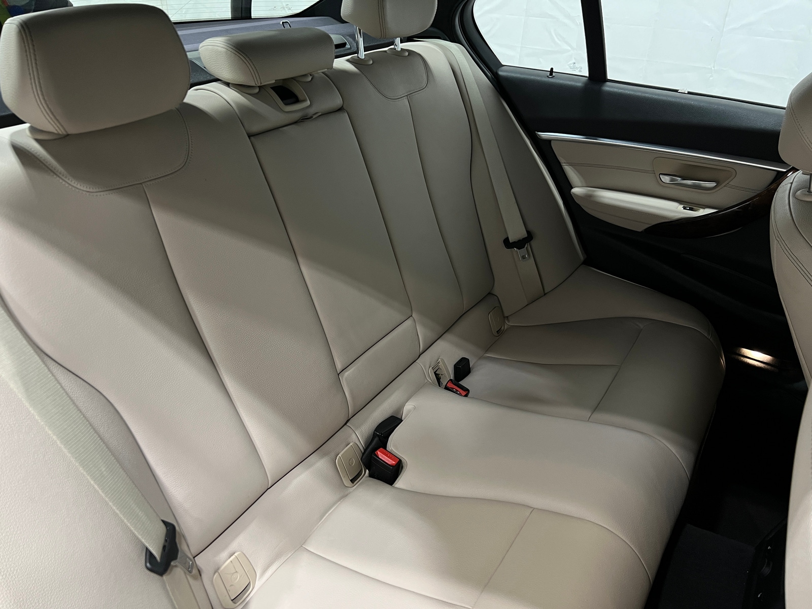 Thumbnail: 2016 BMW 3 Series - 5
