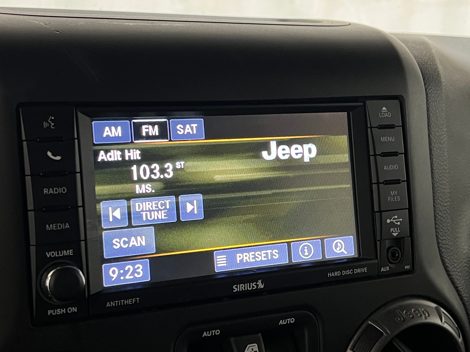 Thumbnail: 2018 Jeep Wrangler - 4