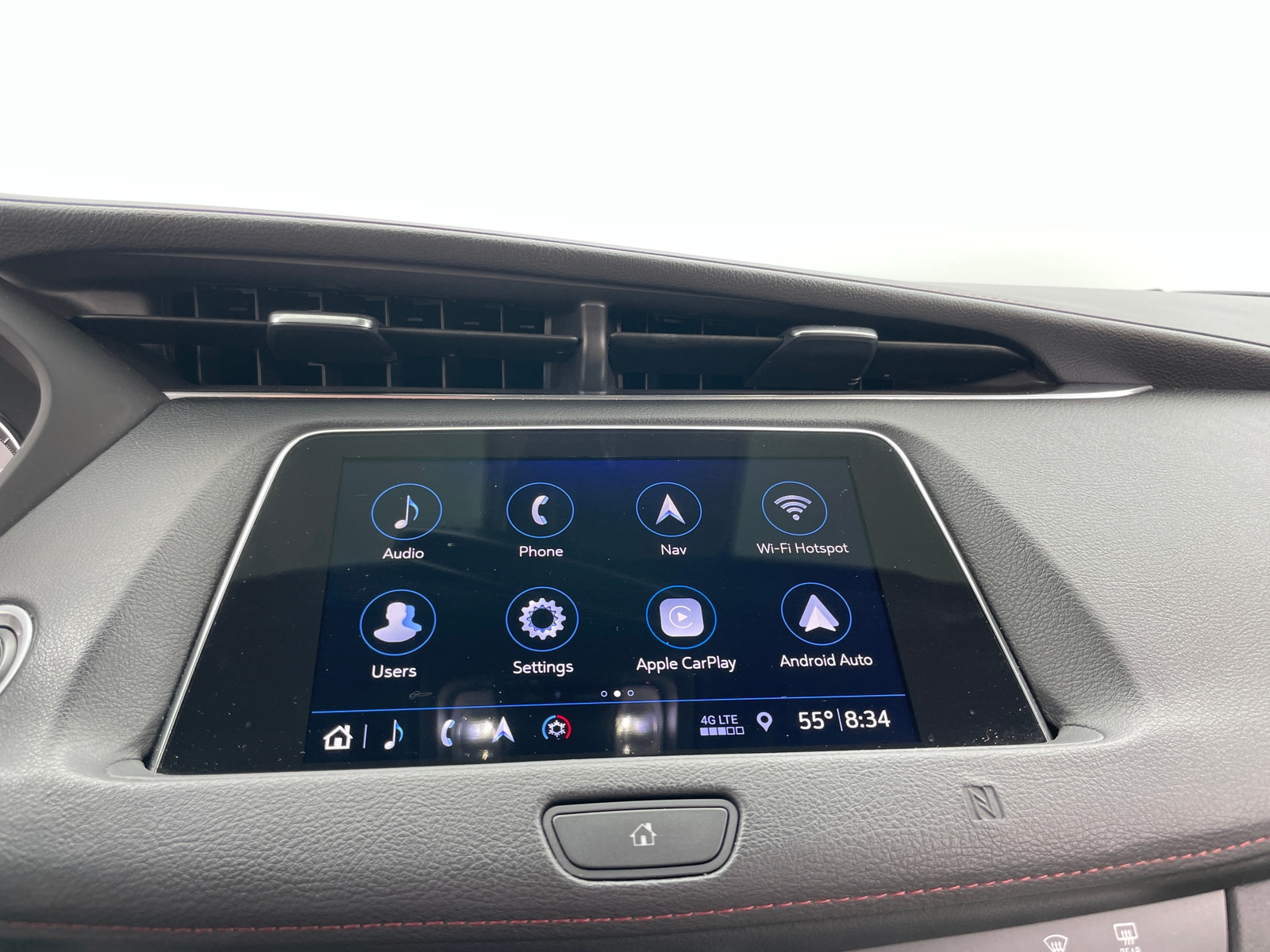 Thumbnail: 2019 Cadillac XT4 - 3