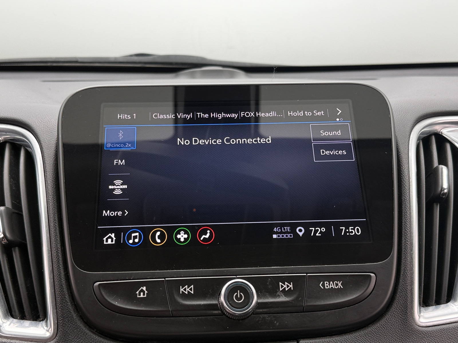 Thumbnail: 2021 Chevrolet Malibu - 4