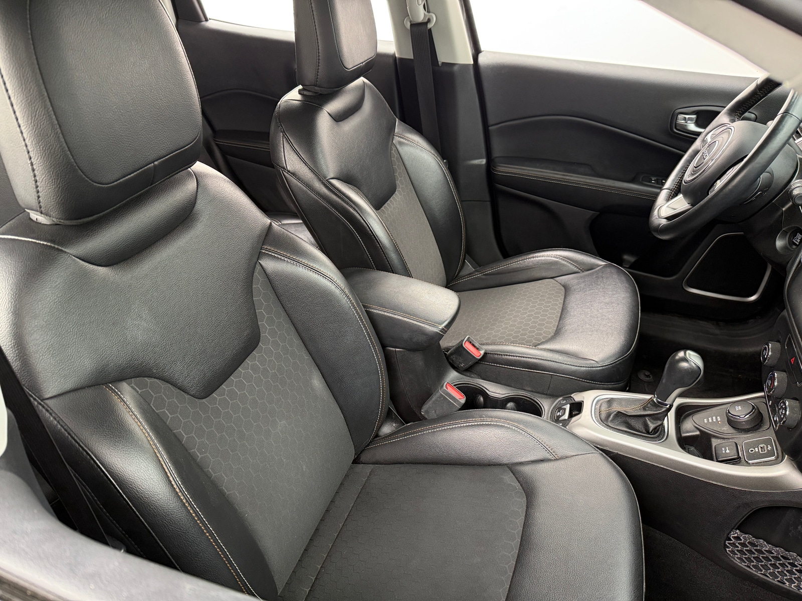Thumbnail: 2018 Jeep Compass - 2
