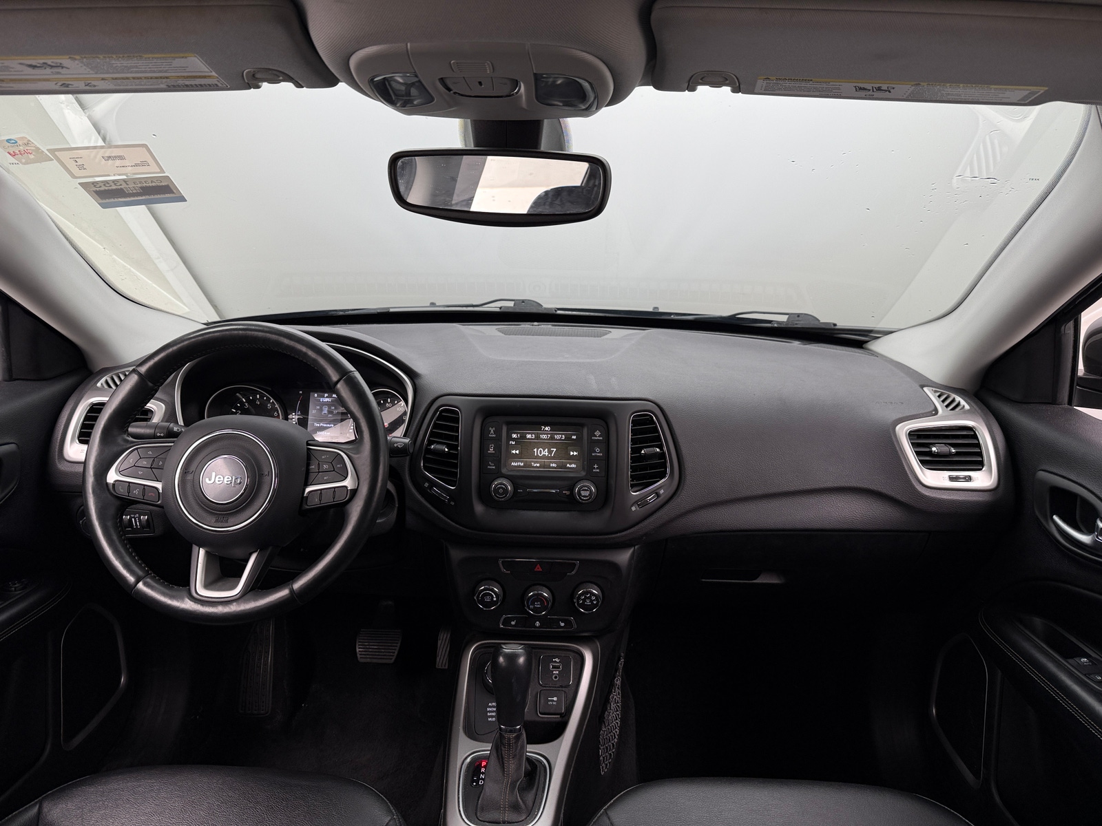 Thumbnail: 2018 Jeep Compass - 3