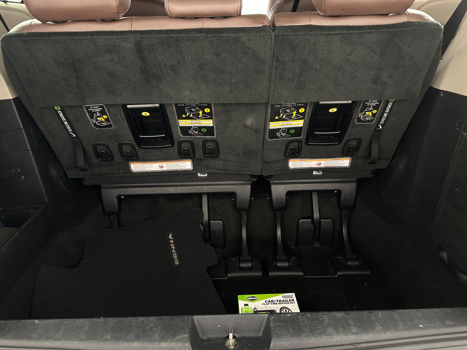 Thumbnail: 2016 Toyota Sienna - 6