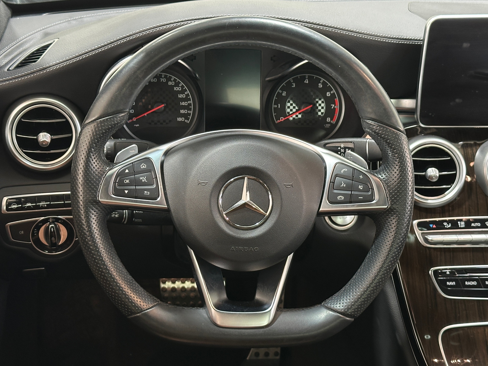 Thumbnail: 2016 Mercedes-Benz C-Class - 4