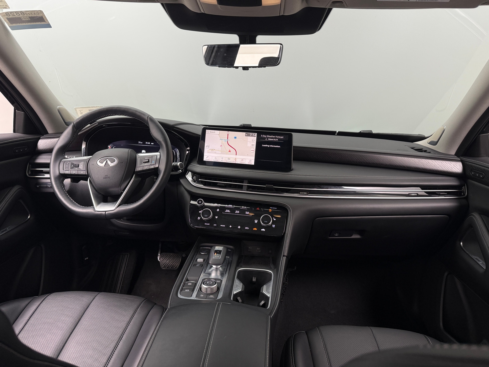 Thumbnail: 2023 INFINITI QX60 - 2