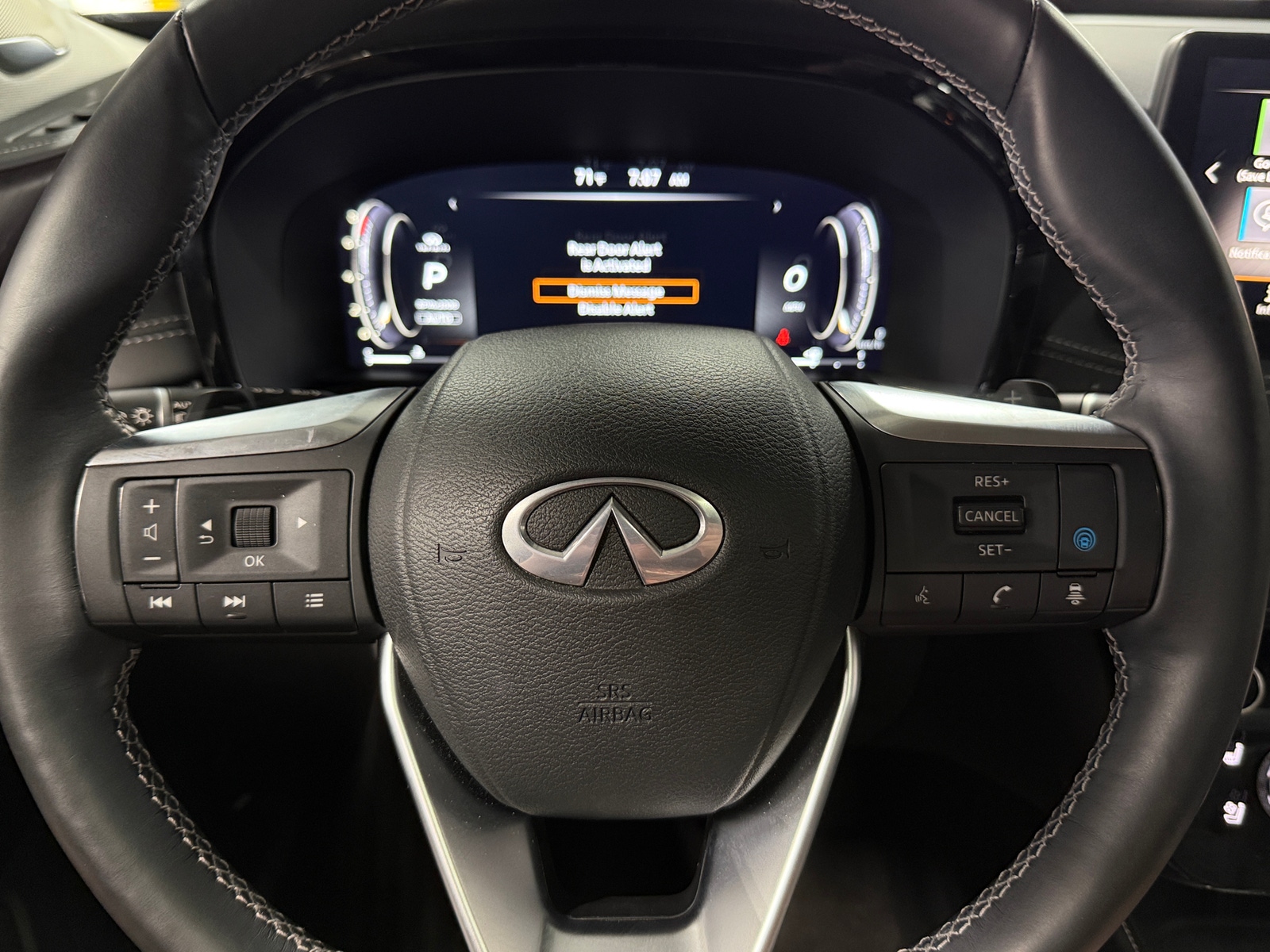 Thumbnail: 2023 INFINITI QX60 - 4