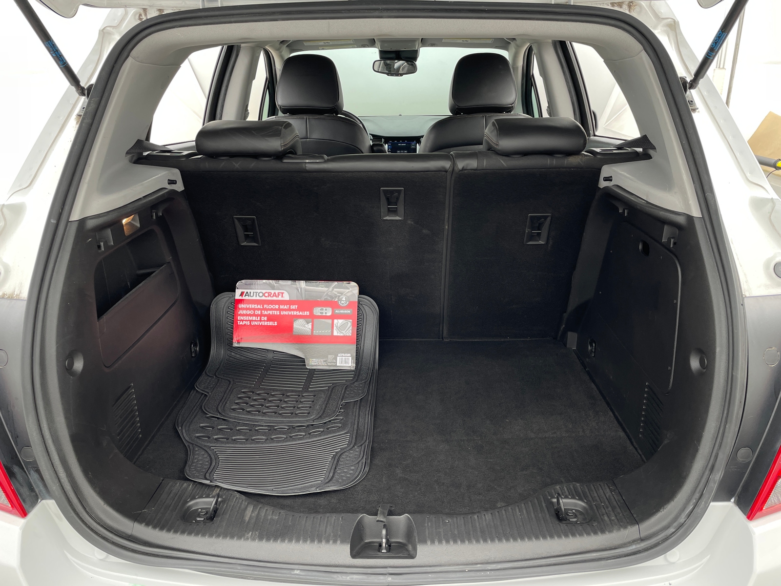 Thumbnail: 2018 Chevrolet Trax - 7