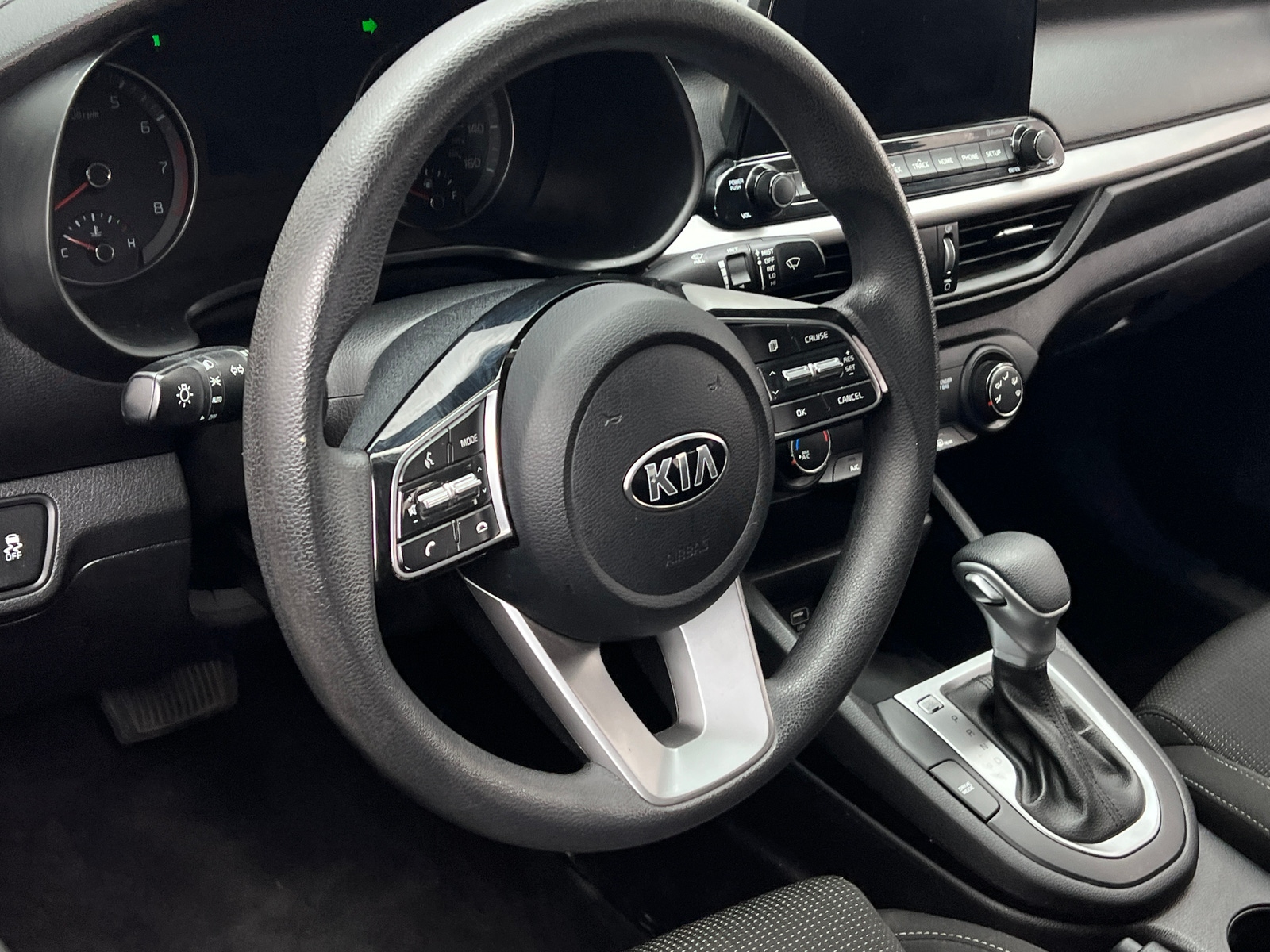 Thumbnail: 2021 Kia Forte - 5