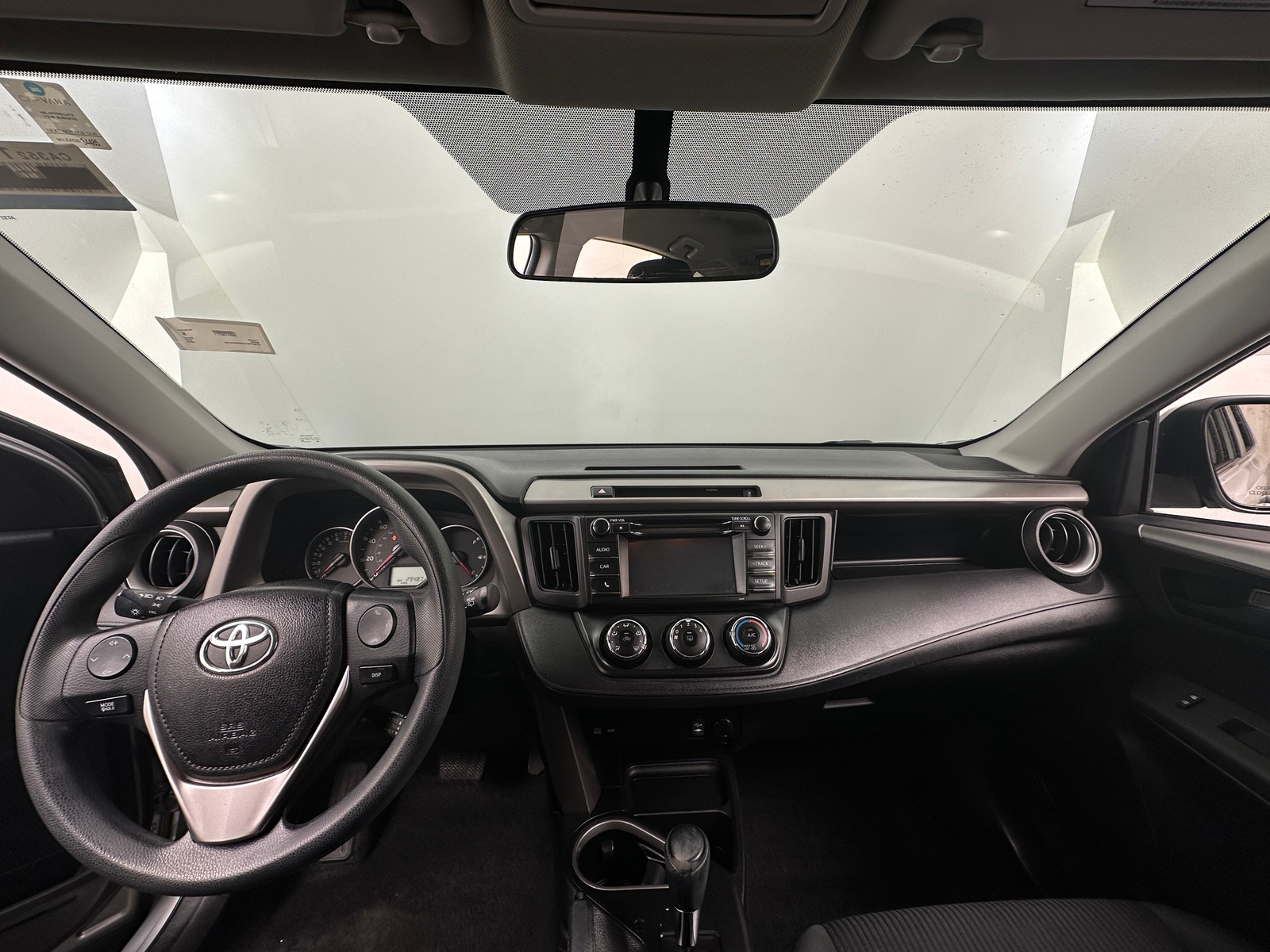 Thumbnail: 2016 Toyota RAV4 - 3