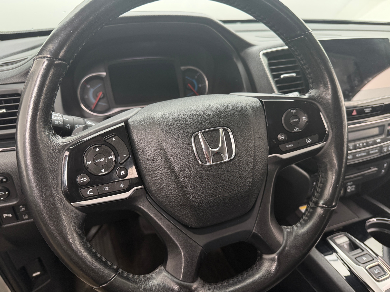 Thumbnail: 2019 Honda Pilot - 4