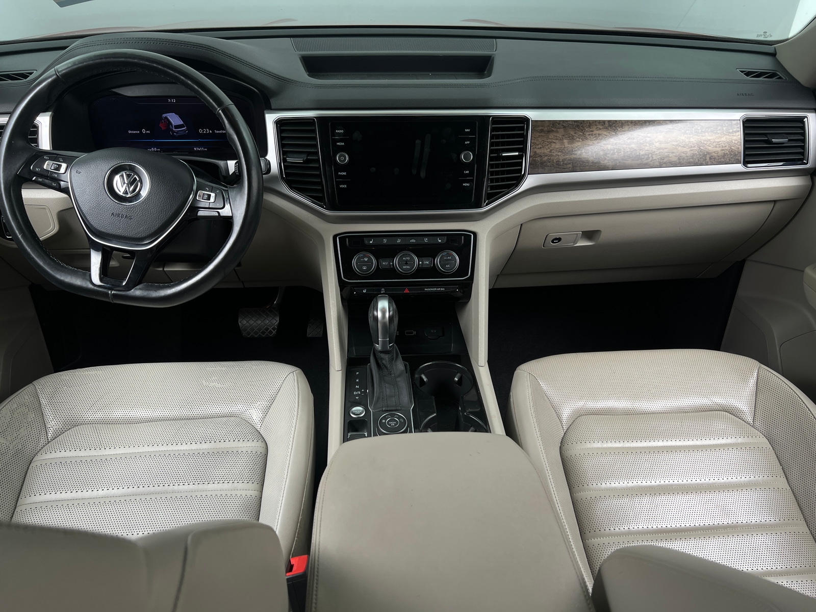 Thumbnail: 2018 Volkswagen Atlas - 2